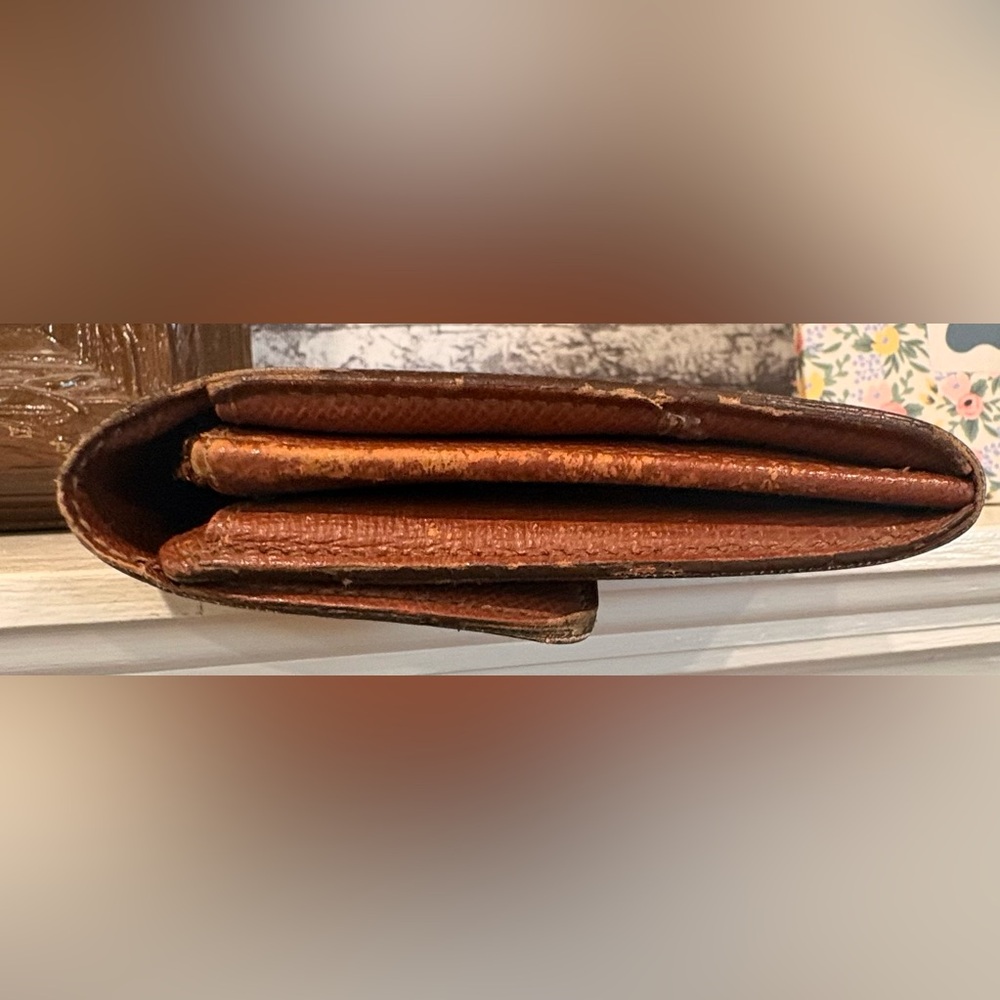 Authentic Vintage Louis Vuitton Wallet - Picture 10 of 16